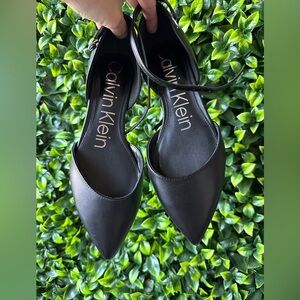 Calvin Klein Flats NWOT